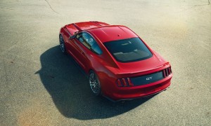 2015 Ford Mustang overhead-cement-three-quarter