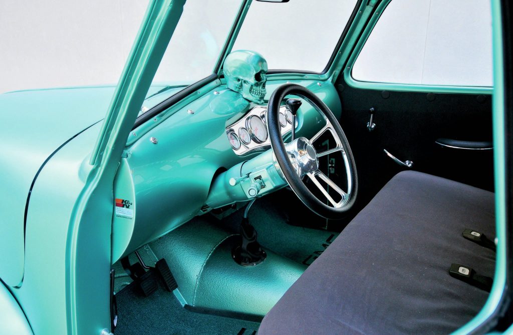 1950-gmc-five-window-pickup-truck-interior-summit-racing-steering-wheel-on-1990-s-10-steering-column