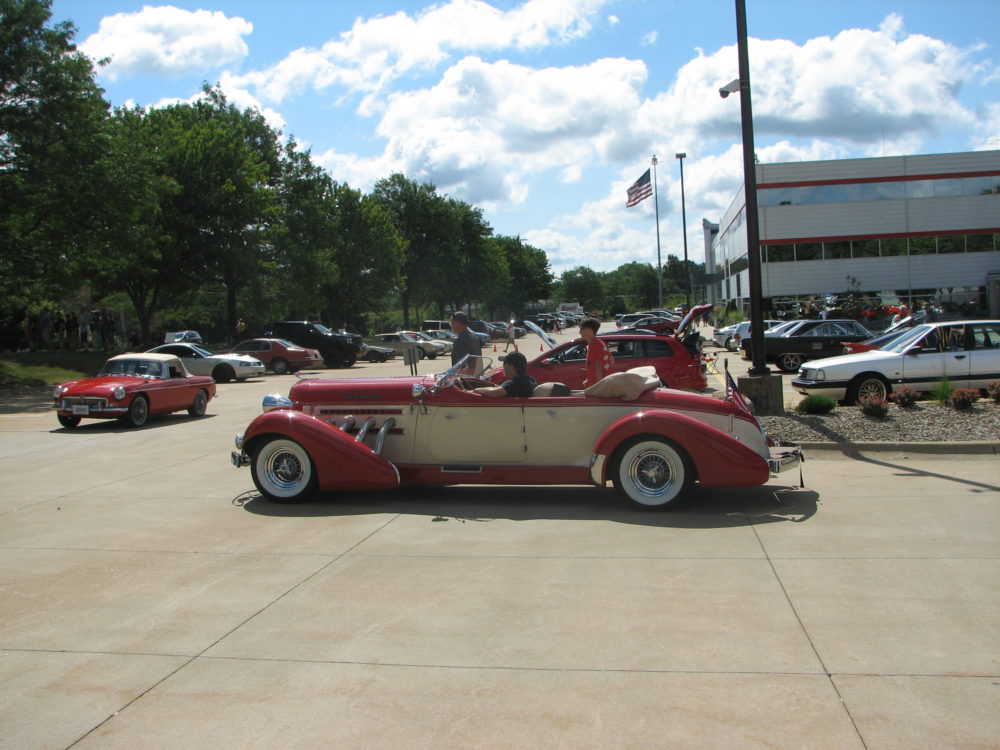 Auburn Speedster, Side View