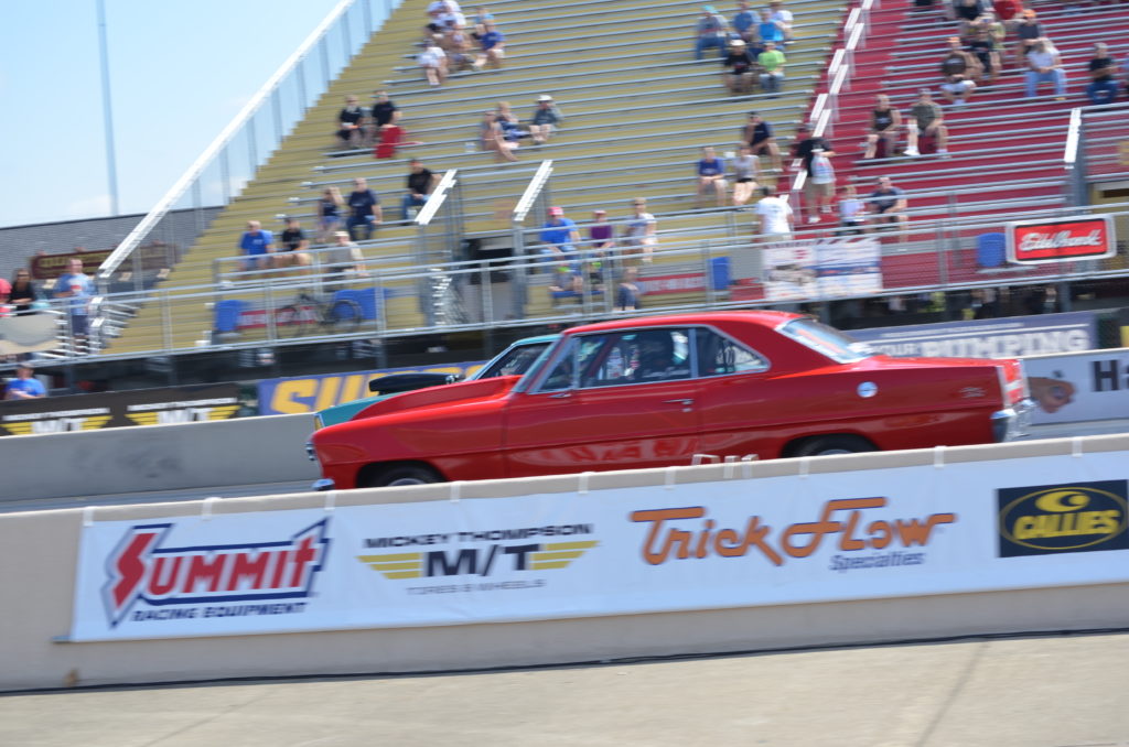 Shakedown at the Summit Red Nova with Trick Flow Banner