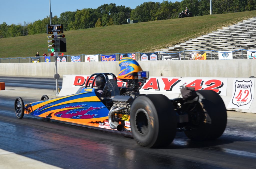 IHRA Drag Racer at Dragway 42, Dragster Solo Rear
