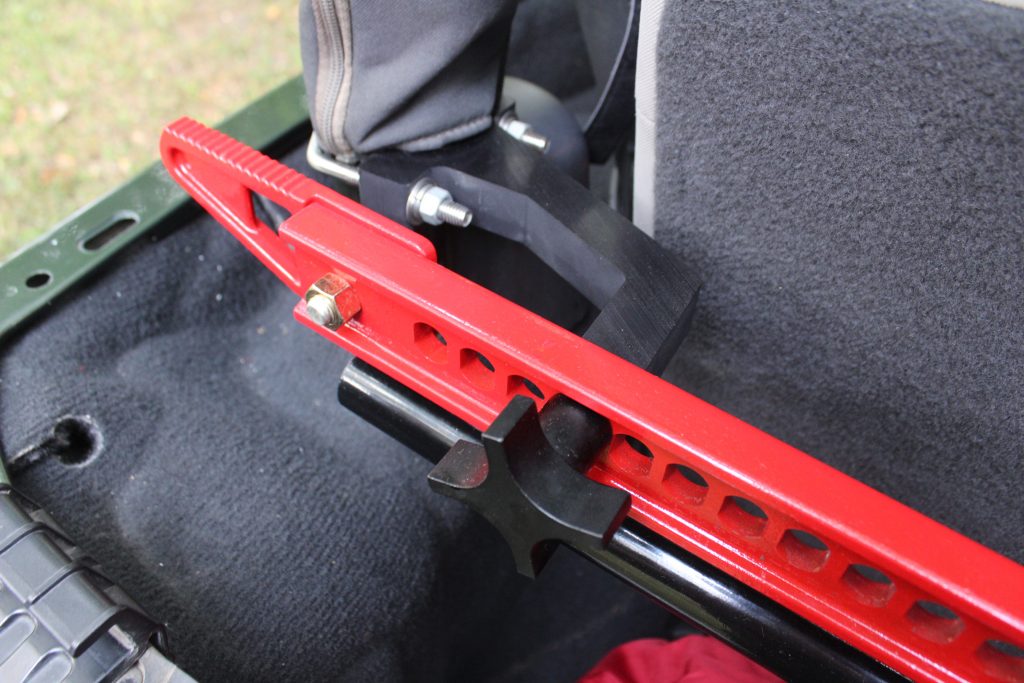 HiLift Introduces New Roll Cage Mount for Jeep Wrangler
