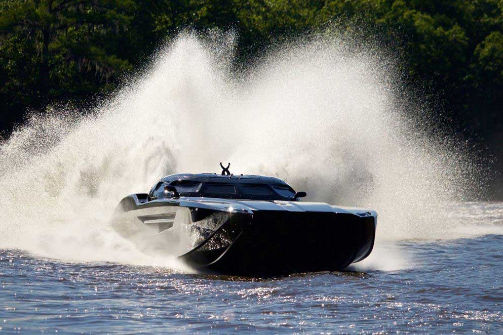 2015-MTI-Racing-Boat