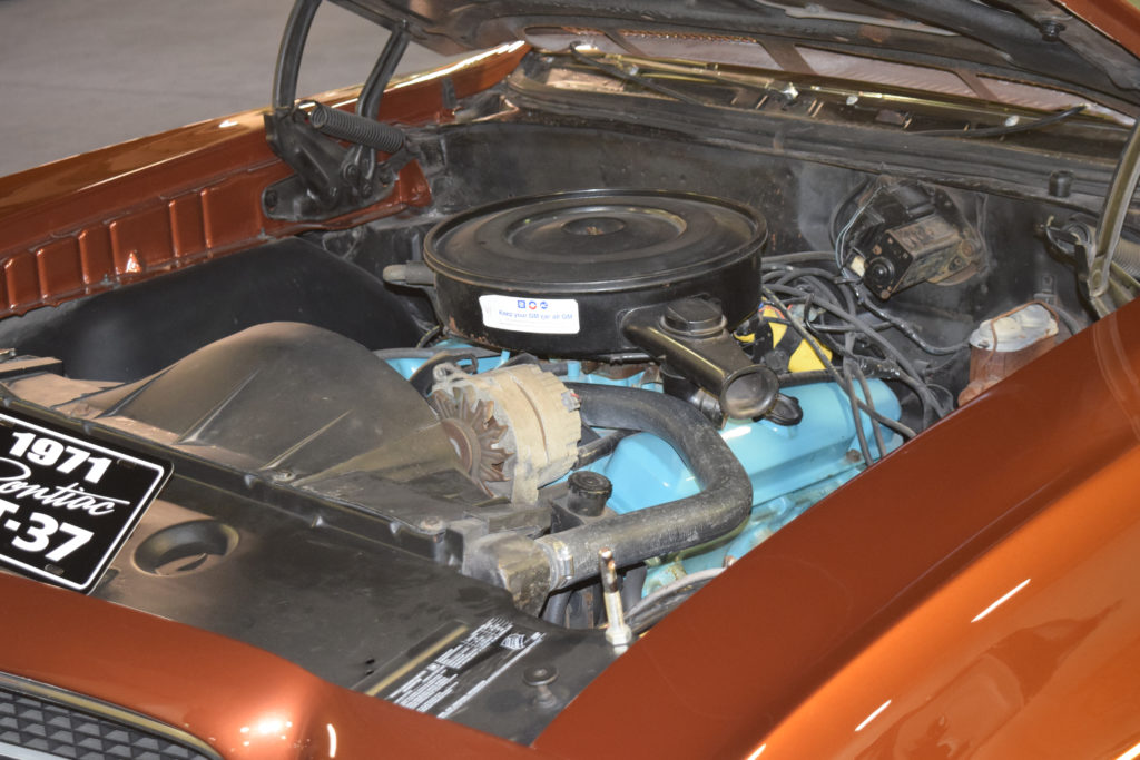1971-Pontiac-GT-37-Engine