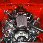 engine inside a custom muscle car