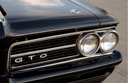 1964 GTO, Front grille emblem and headlight