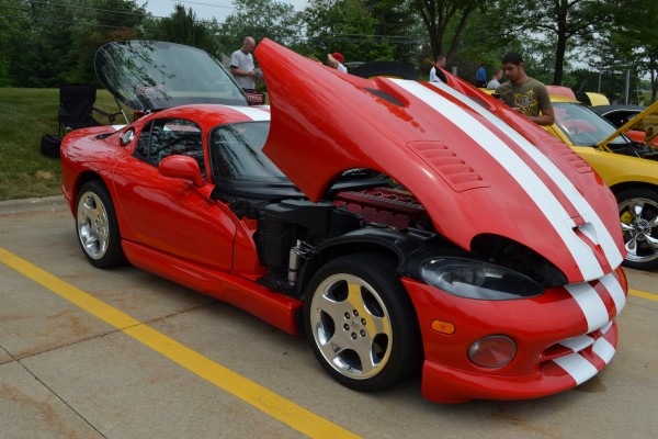 red and white dodge viper coupe