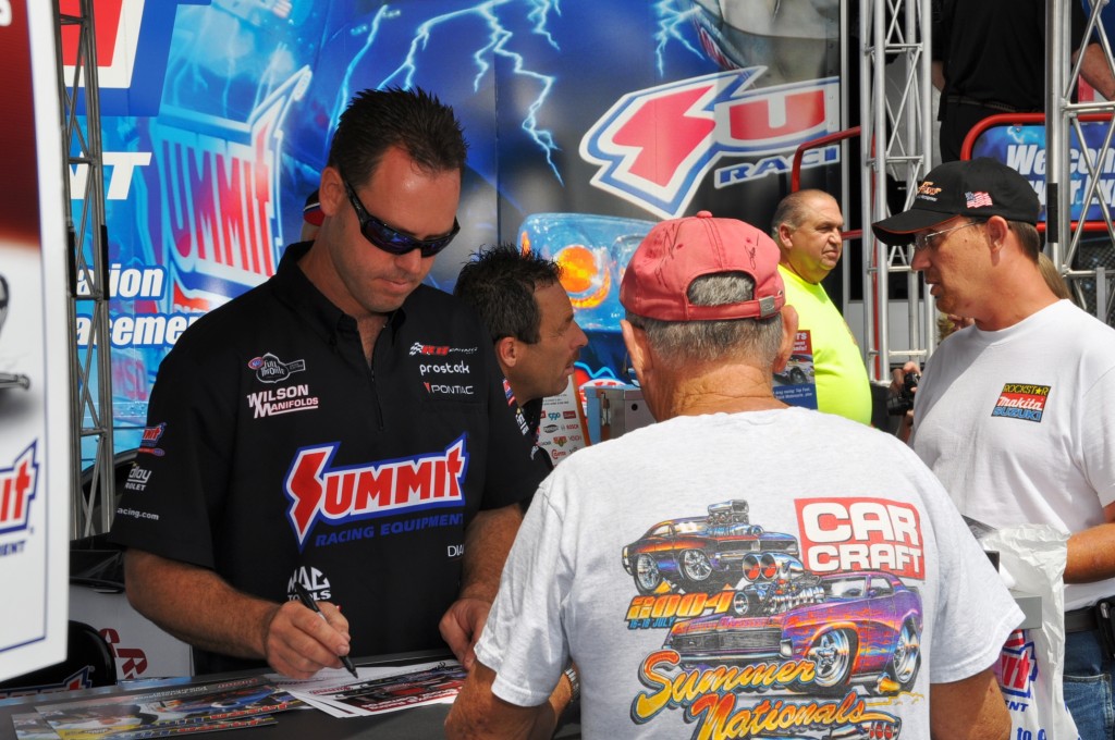 jason line signing autographs