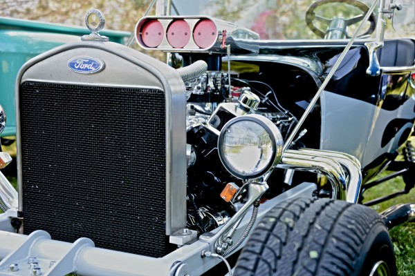 close up of engine in a t bucket ford hot rod
