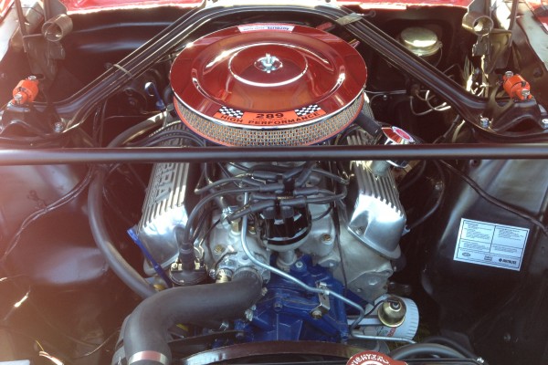 289 ford v8 in a vintage mustang