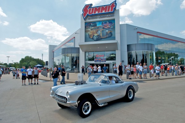 silver chevy c1 gasser corvette at summit racing show