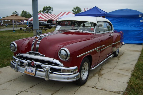 1953 pontiac chief hot tor with custom wheels and lake pipes