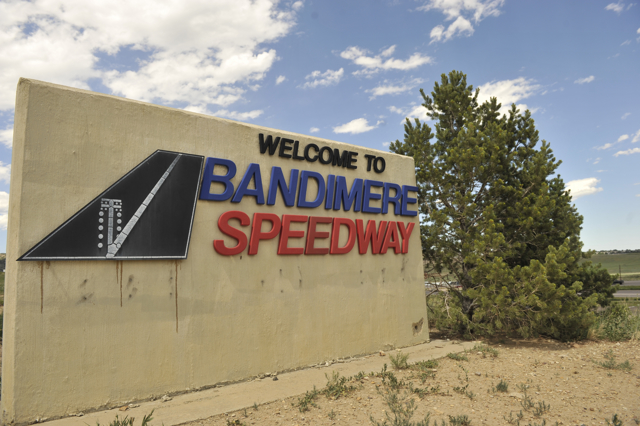 bandimere speedway sign