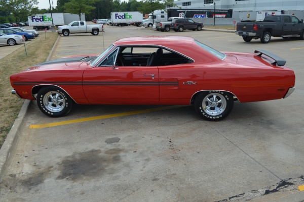 1970 plymouth gtx coupe, driver side