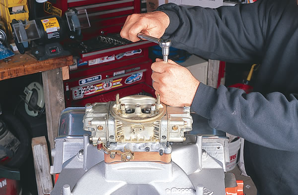 Installing a Holley Pro Seris HP carburetor