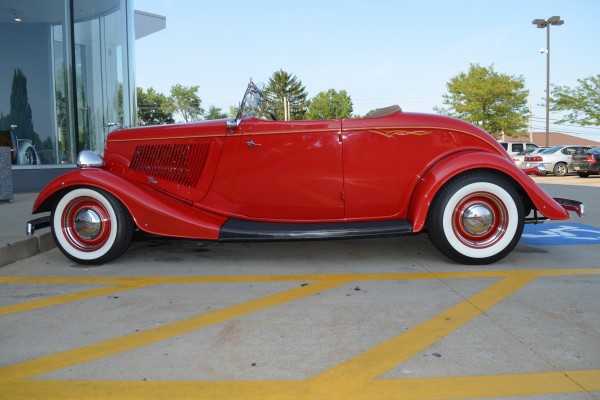 1933 ford roadster hot rod, side