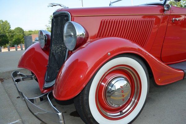 1933 Ford, wheel