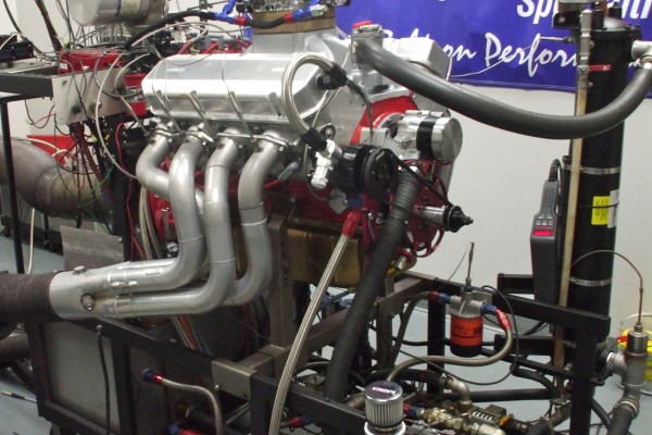 Trick Flow Top Class 565, on engine dyno