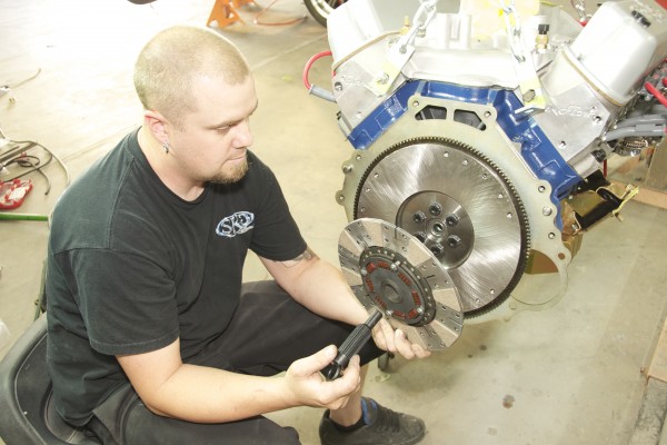 installing a clutch onto a ford engine