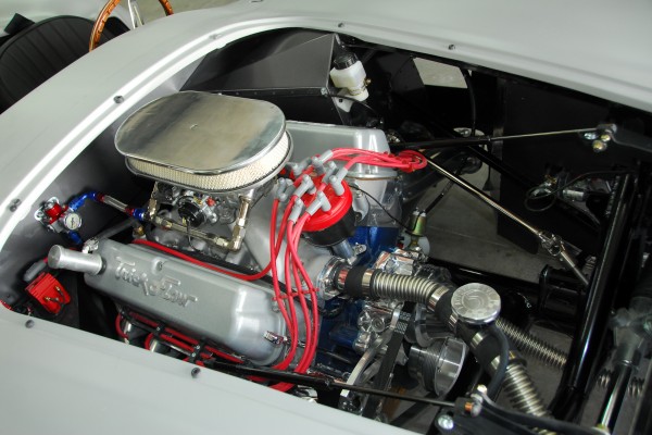 engine installed in a shelby cobra kit car