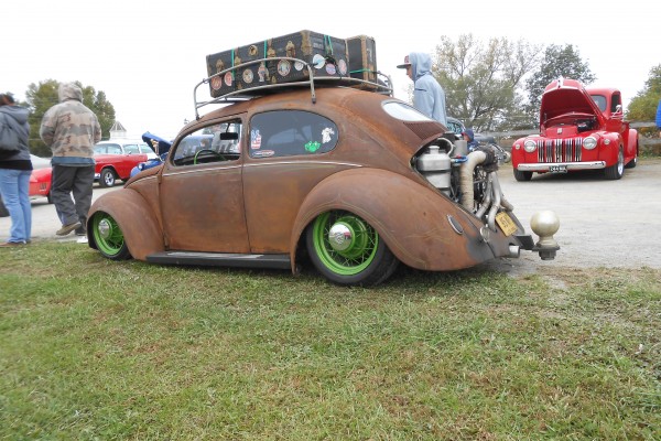 rat rod Volkswagen beetle with turbocharged engine