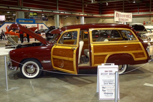 vintage 1949 Ford woody wagon at indoor car show