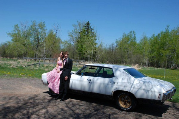 Chevrolet Chevelle prom date photo