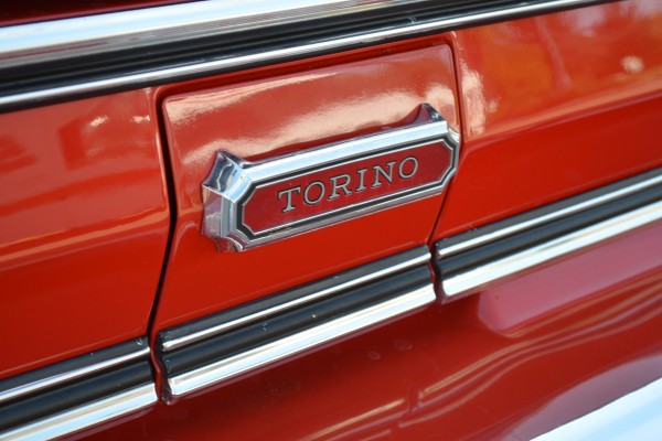 Starsky & Hutch 1976 Gran Torino, close up of emblem badge