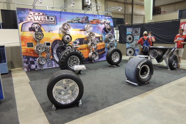wel racing wheels automotive trade show display