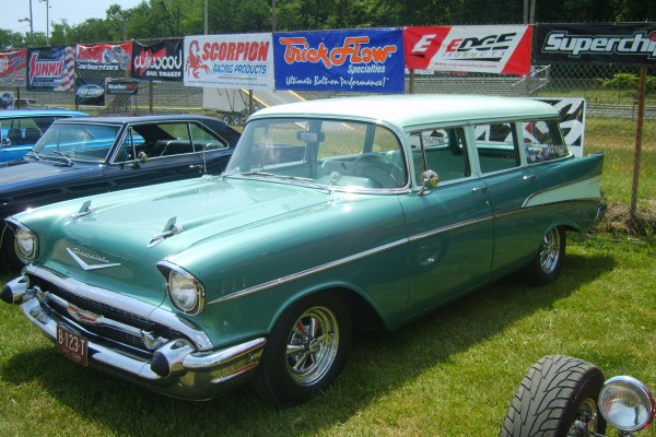 1957 chevy wagon