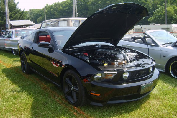 black ford s197 mustang coupe