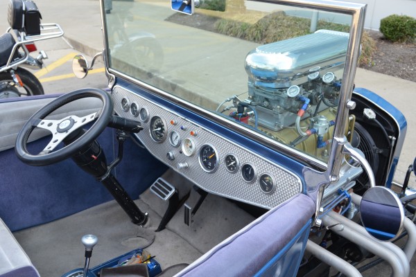 dash panel in a ford t bucket hot rod