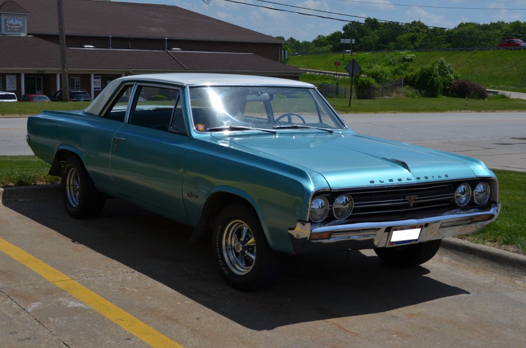 1964 Oldsmobile F85