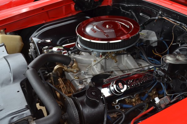 oldsmobile 455 v8 engine in a classic olds muscle car