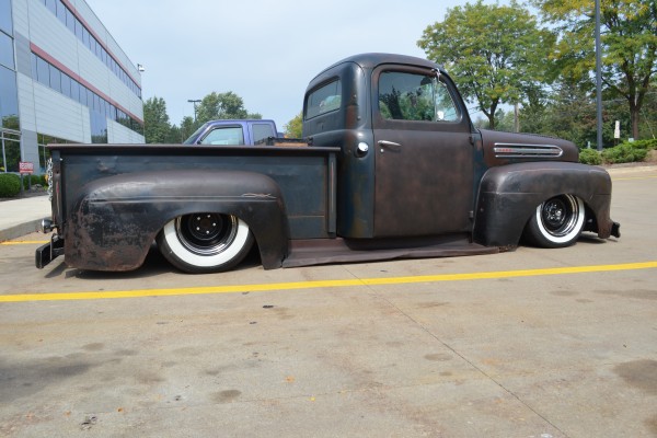 Lowered 1951 Ford Pickup Truck Hot Rod, side profile