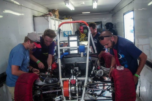 Kettering Formula SAE team prepping car for a race