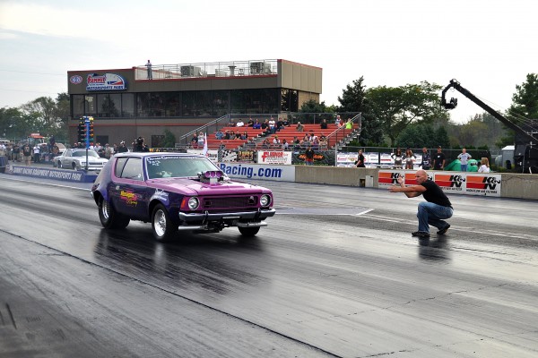 amc gremlin drag car staging before a race