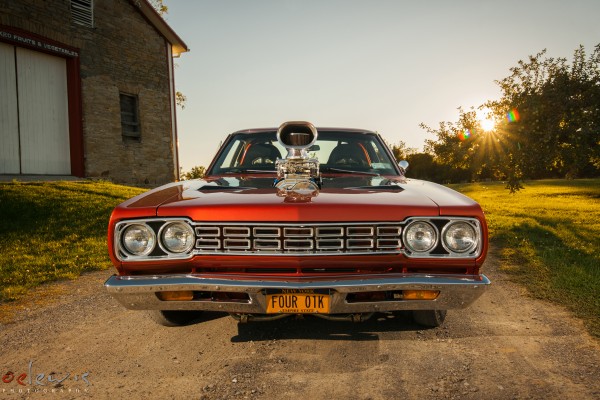 1968 Plymouth Roadrunner, front grille and blower
