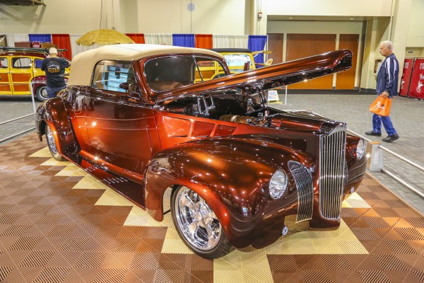 grand-national-roadster-show-2014-building-w540