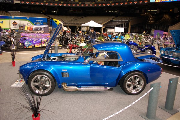 shelby cobra roadster with 427 v8 and a hardtop