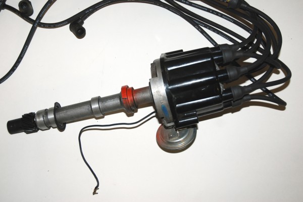 a delco single point engine distributor removed from the vehicle
