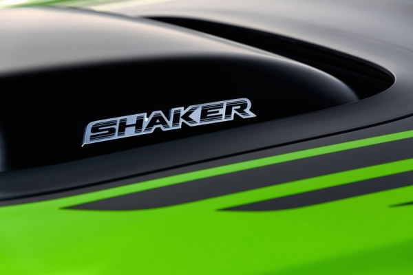 close up of shaker emblem on a 2015 dodge challenger hood scoop