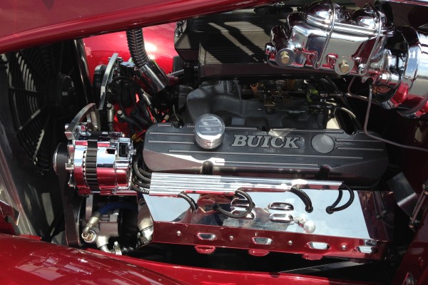 buick nailhead v8 engine in an old hotrod