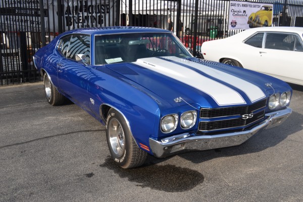 blue and white chevy chevelle ss