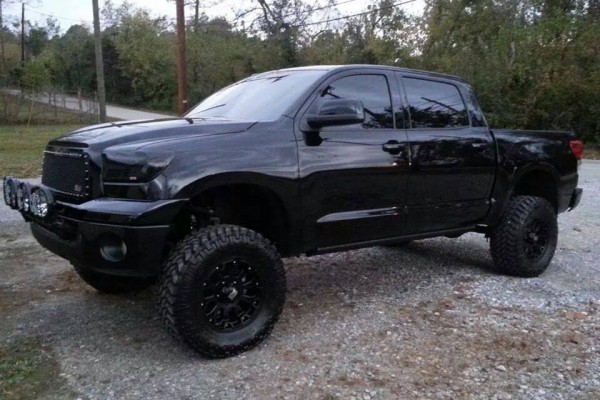 a back lifted toyota truck