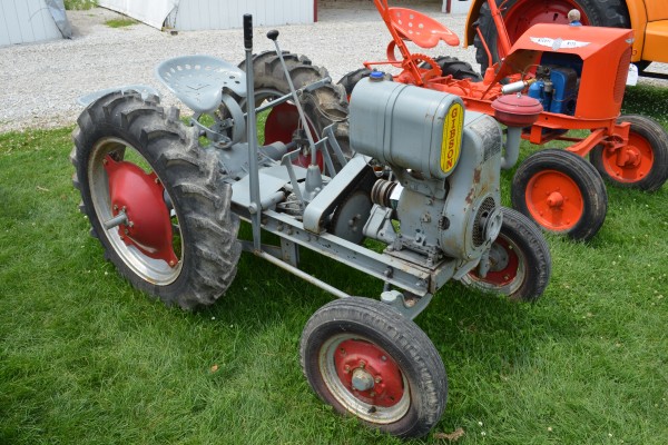 vintage gibson lawn tractor at an antique farm equipment show
