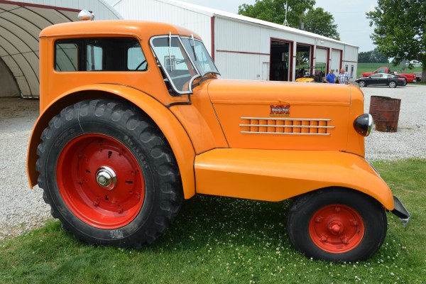 Minneapolis Moline UDLX tractor car at an antique farm equipment show
