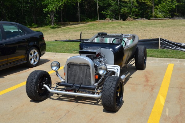 ford t bucket hot rod roadster