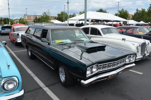 plymouth station wagon muscle car