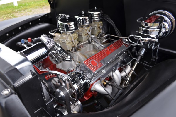 small block chevy V8 engine in a 1949 chevy 3100 truck